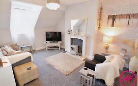 Willesden, Flat 2, A 1 Bedroom Flat Right In The Heart Of Llandudno